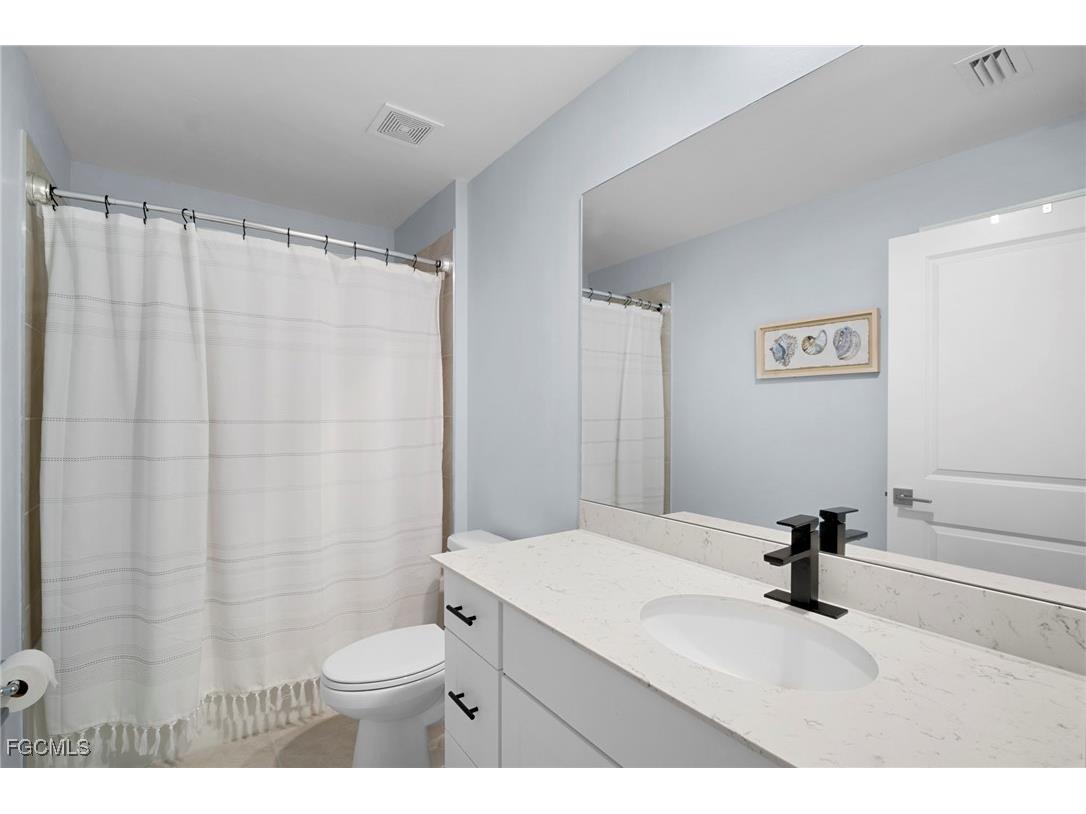 17741 Paradiso Way North Fort Myers FL 33917 2025023985 image28