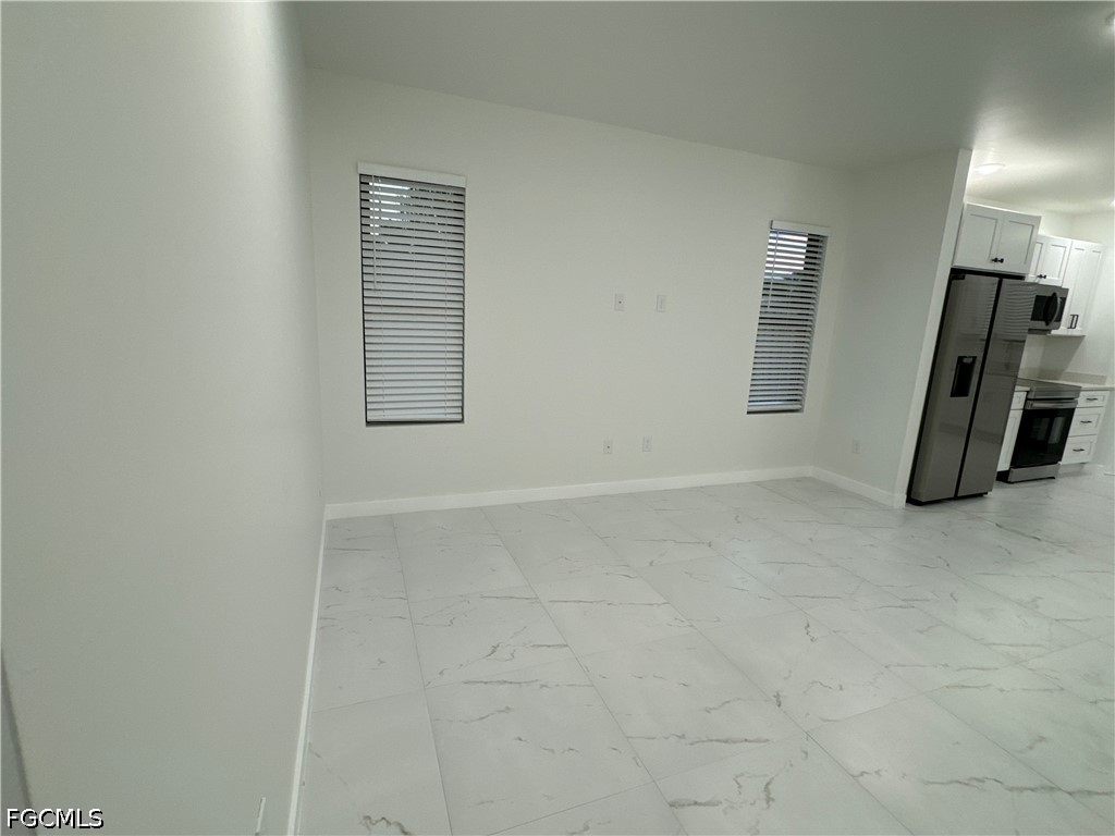 1775 Glenway Court Fort Myers FL 33916 2026018323 image3