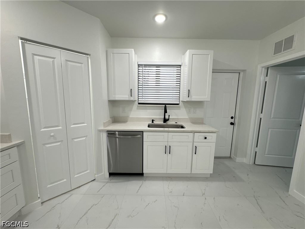 1775 Glenway Court Fort Myers FL 33916 2026018323 image9