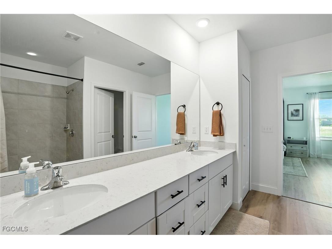 17765 Paradiso Way North Fort Myers FL 33917 2025006908 image20