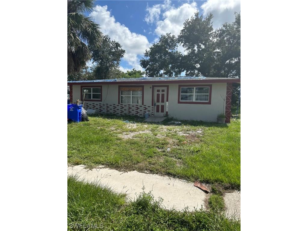 1777 Ebenezer Court Fort Myers FL 33916 223063933 image1