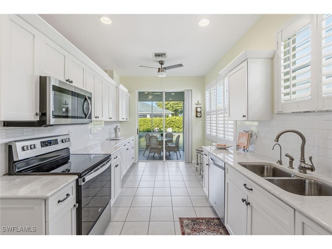1777 Emerald Cove Circle Cape Coral FL 33991 226005047 image10