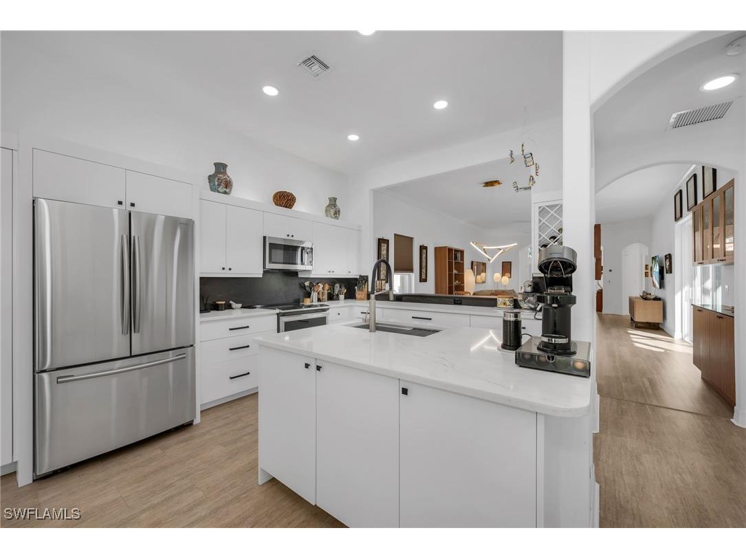 1778 Marsh Run Naples FL 34109 225078591 image2