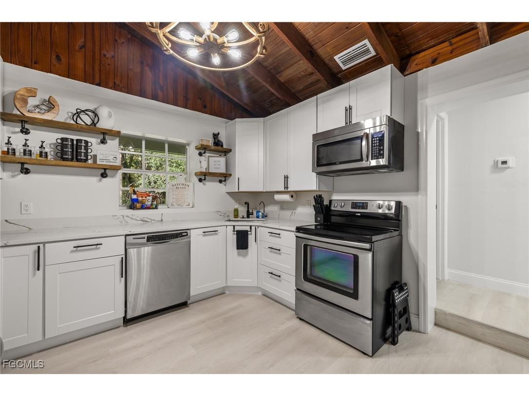 17780 Caloosa Road Alva FL 33920 2025011781 image22