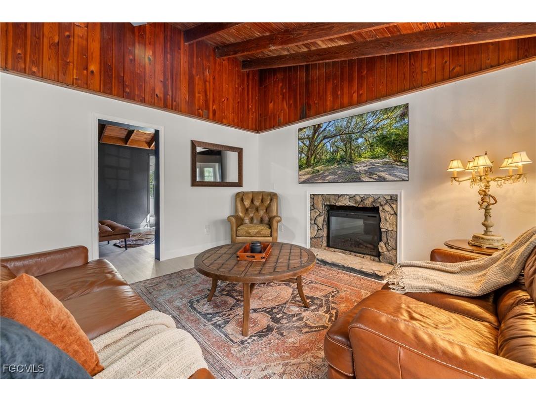 17780-800 Caloosa Road Alva FL 33920 2025023264 image13