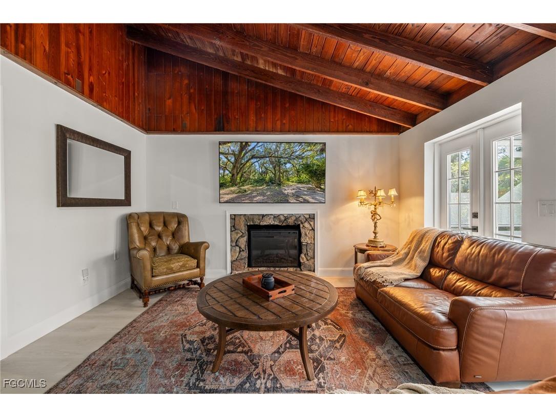17780-800 Caloosa Road Alva FL 33920 2025023264 image14