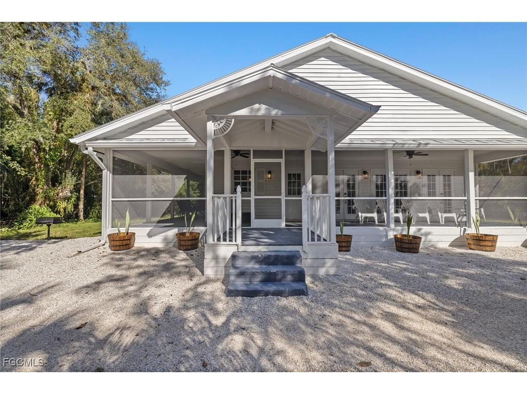 17780-800 Caloosa Road Alva FL 33920 2025023264 image3
