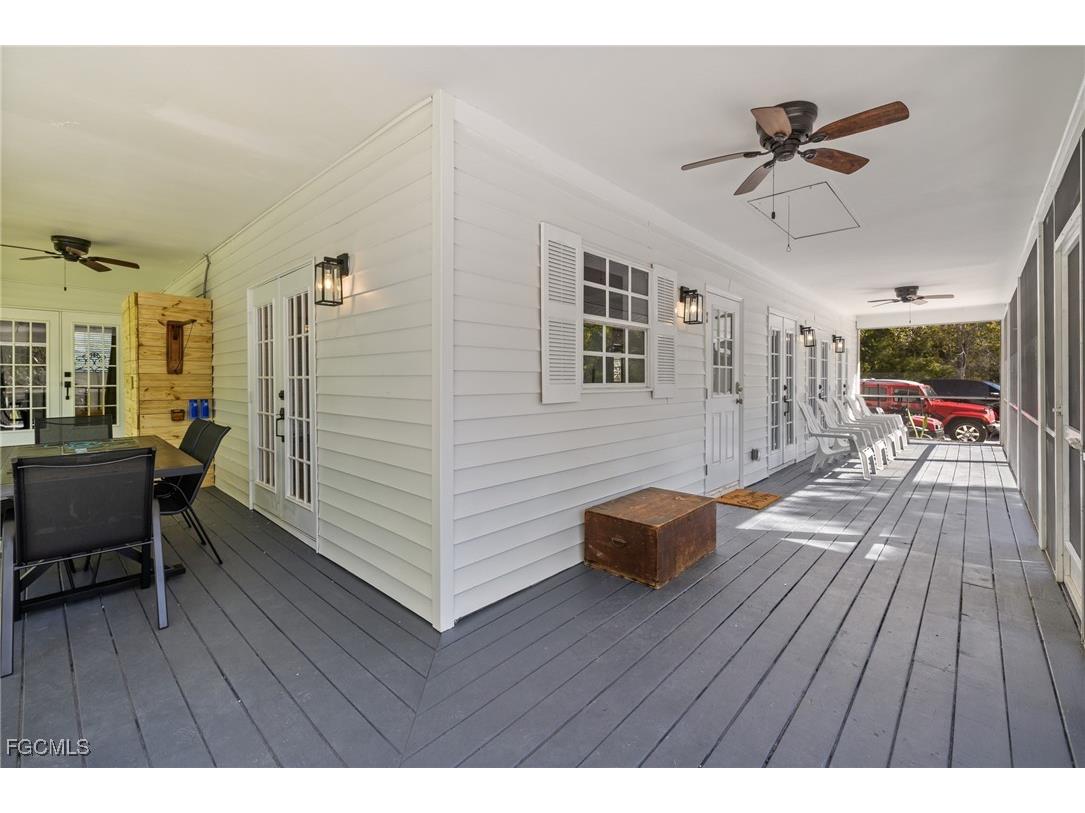 17780-800 Caloosa Road Alva FL 33920 2025023264 image5