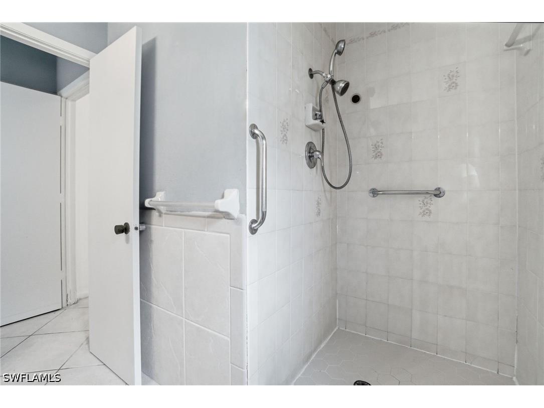178 Bermuda Road Marco Island FL 34145 226015614 image10