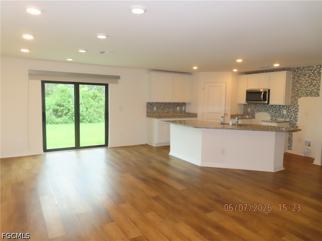 178 Blackstone Drive Fort Myers FL 33913 2026025386 image3