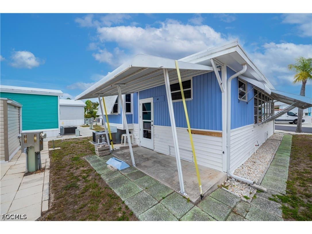 178 Caravan Circle North Fort Myers FL 33903 2026021678 image26