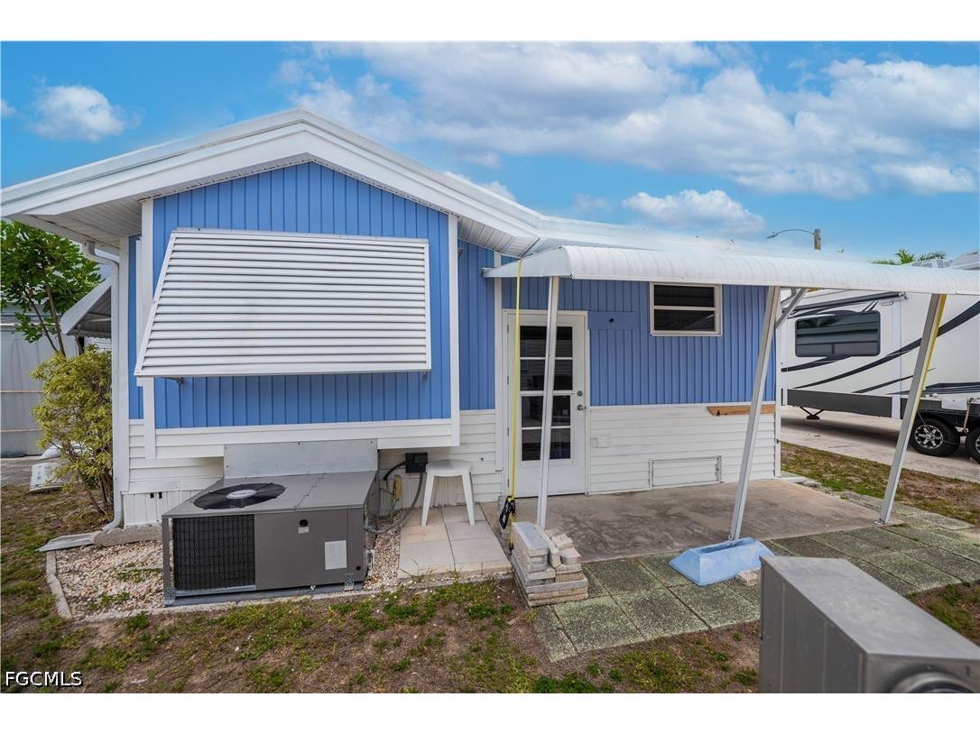 178 Caravan Circle North Fort Myers FL 33903 2026021678 image27