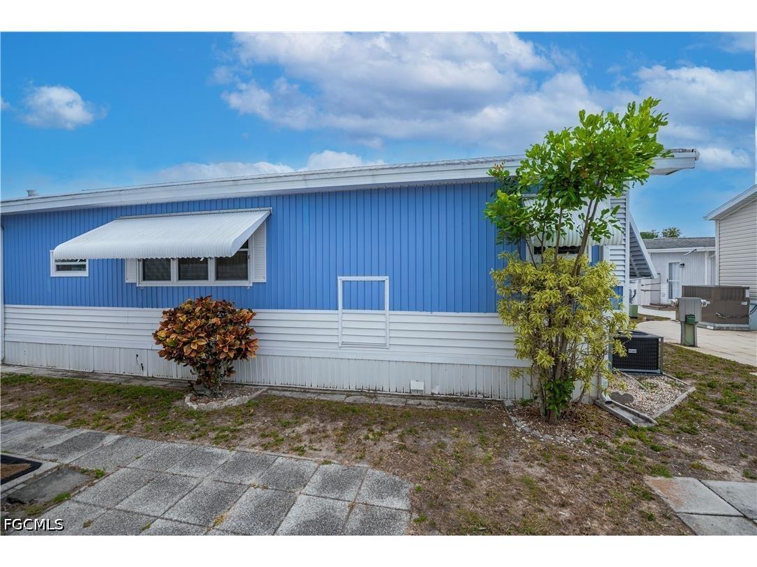 178 Caravan Circle North Fort Myers FL 33903 2026021678 image28