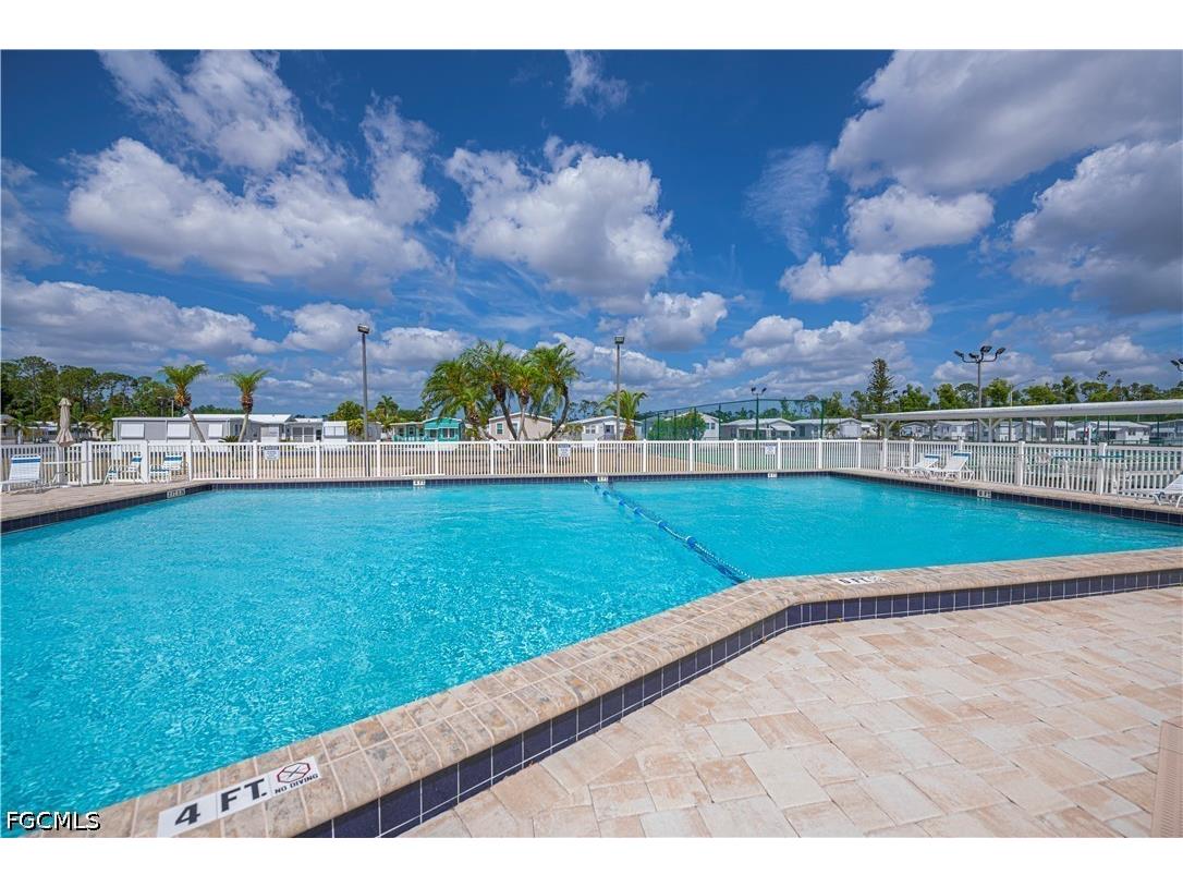 178 Caravan Circle North Fort Myers FL 33903 2026021678 image33