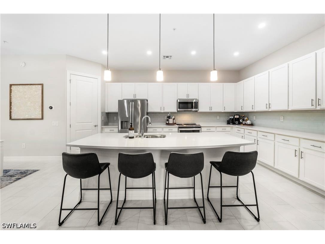 178 Indies Drive E #201 Naples FL 34114 226024447 image7