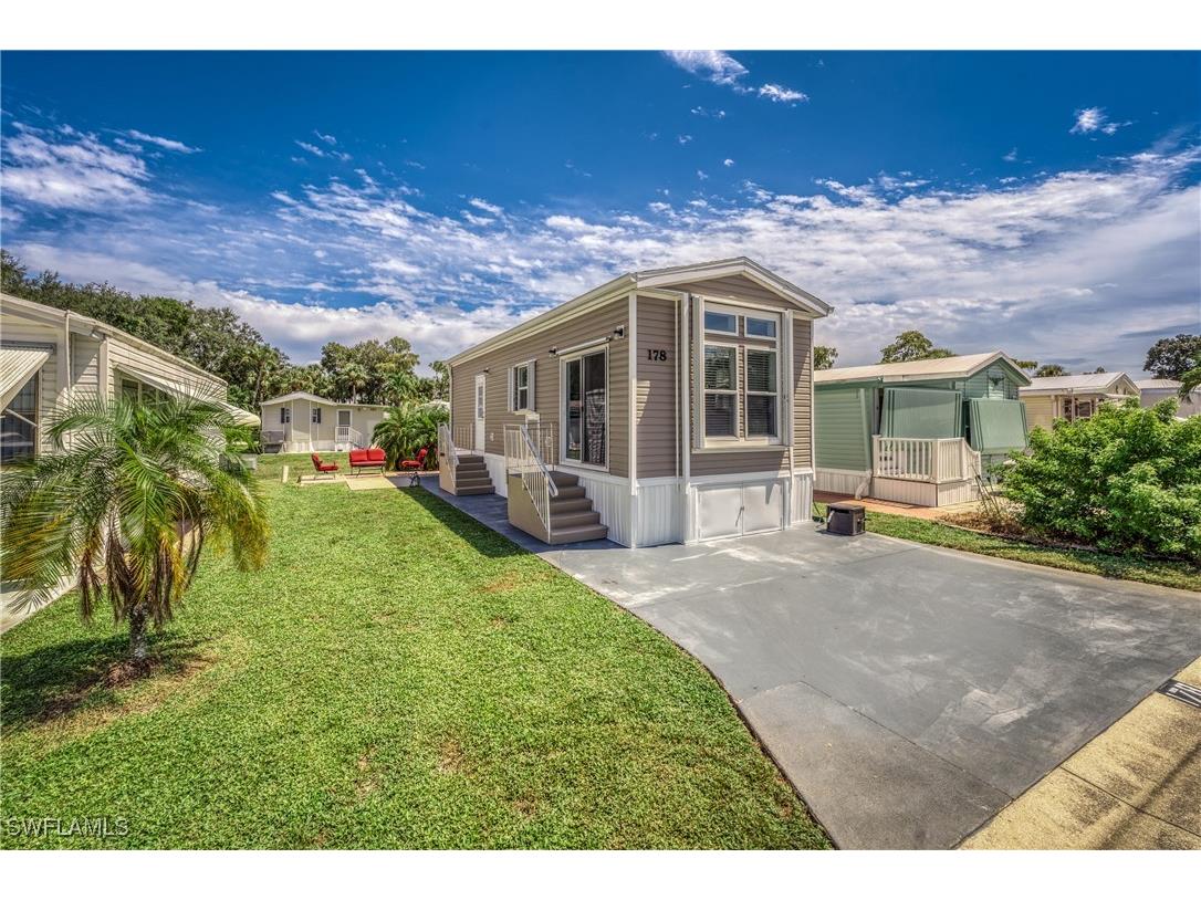 178 Panther Pass Circle #178 Naples FL 34114 224077073 image1