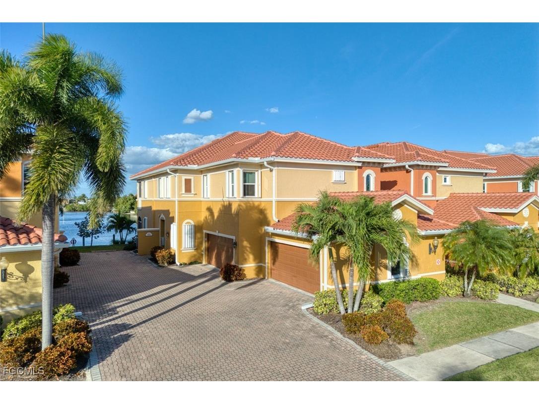 178 Shadroe Cove Circle #903 Cape Coral FL 33991 2025025945 image3