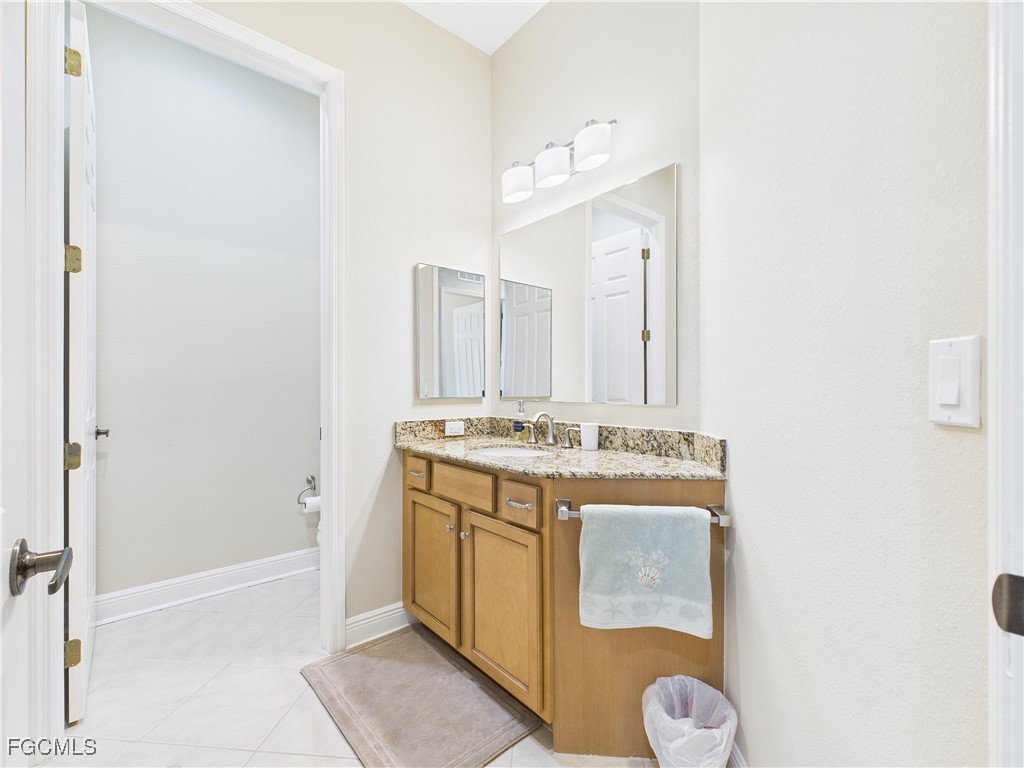 178 Shadroe Cove Circle #903 Cape Coral FL 33991 2025025945 image35