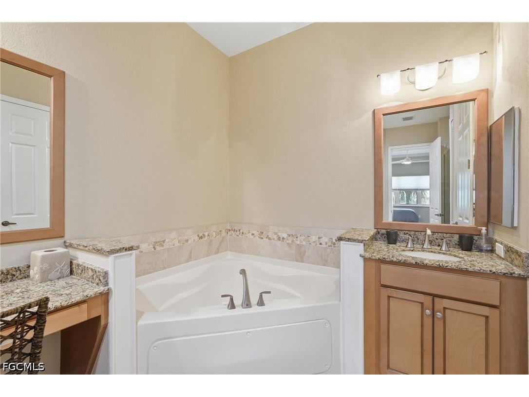 178 Shadroe Cove Circle #903 Cape Coral FL 33991 2026021985 image24