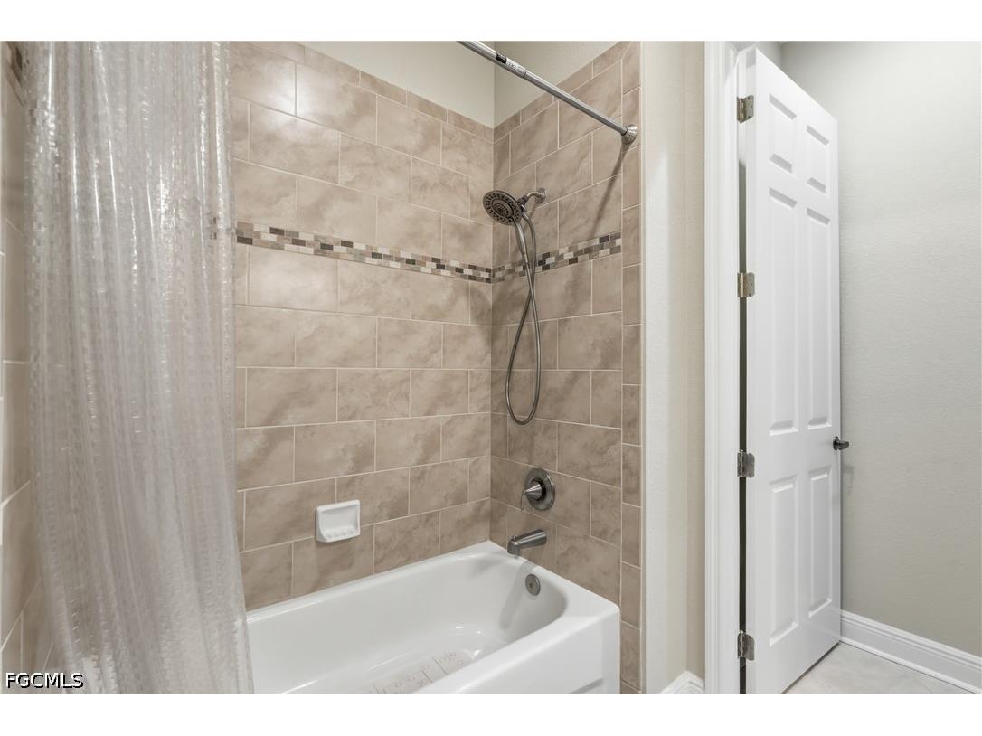 178 Shadroe Cove Circle #903 Cape Coral FL 33991 2026021985 image27