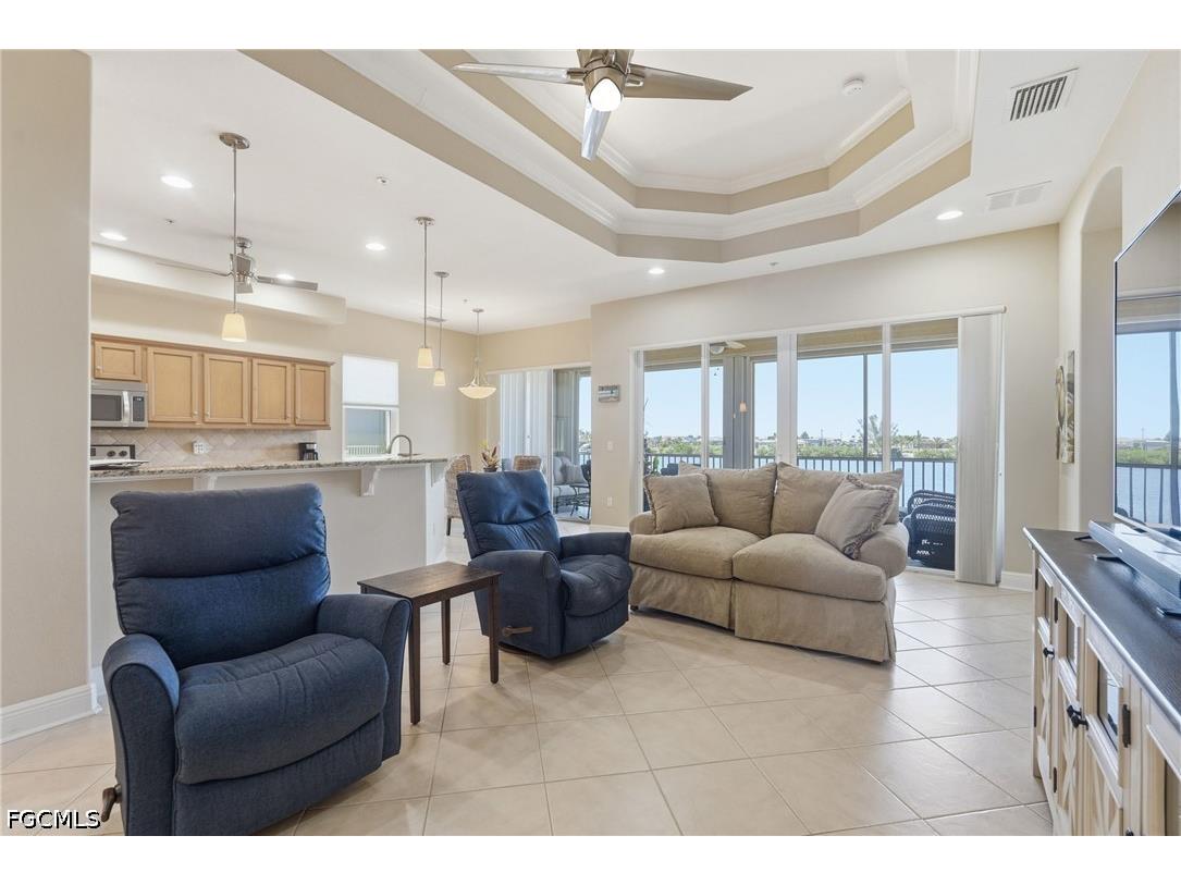 178 Shadroe Cove Circle #903 Cape Coral FL 33991 2026021985 image3