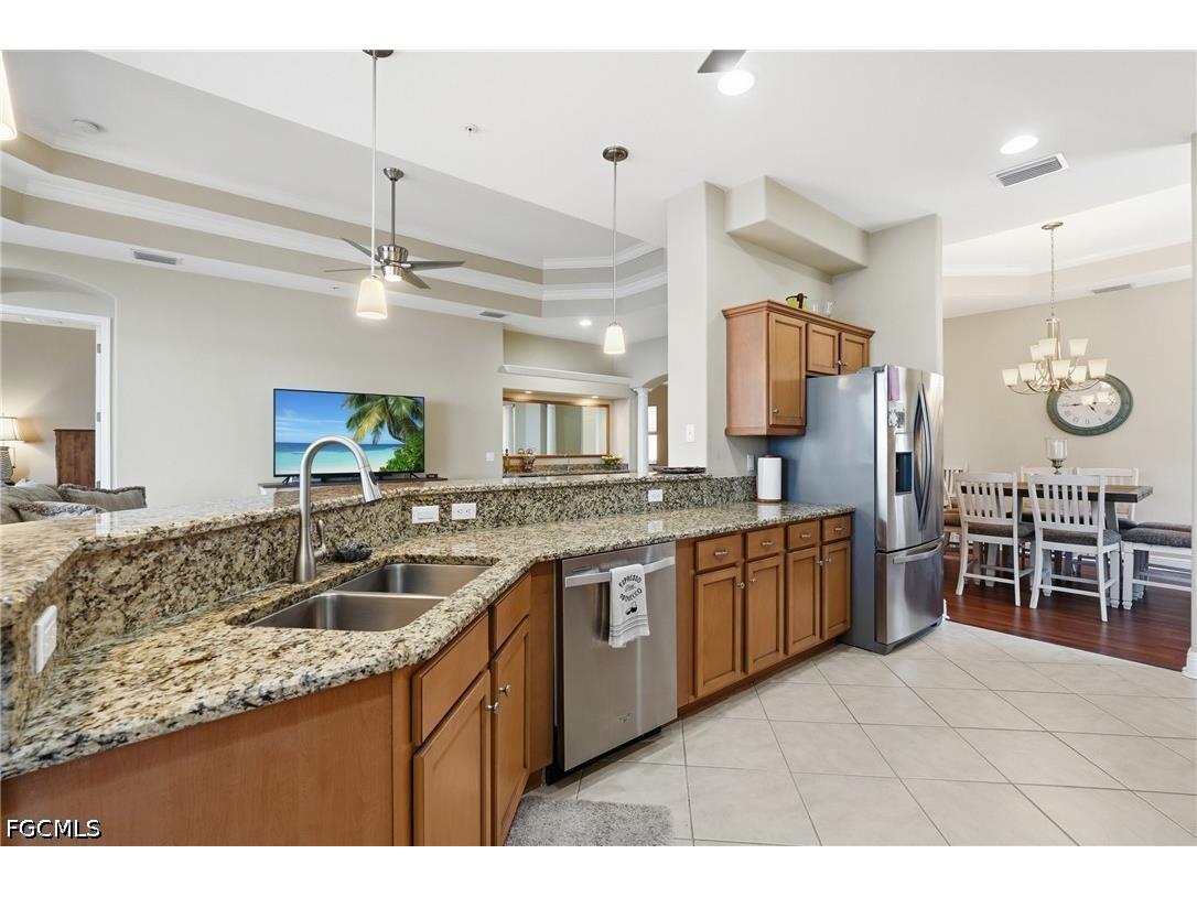 178 Shadroe Cove Circle #903 Cape Coral FL 33991 2026021985 image4