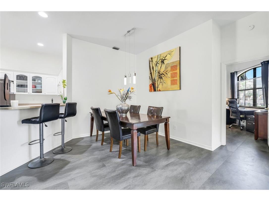 178 Vintage Circle #M202 Naples FL 34119 225067417 image11