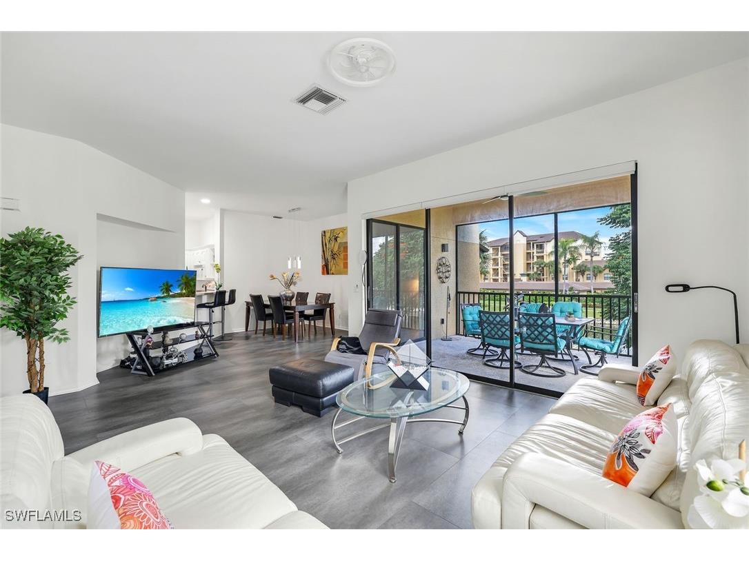 178 Vintage Circle #M202 Naples FL 34119 225067417 image6