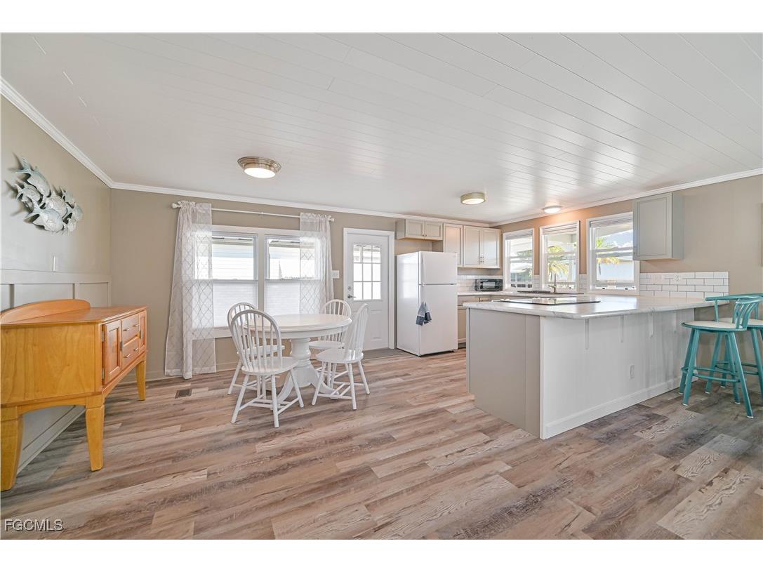 178 W Hampton Drive Fort Myers FL 33908 2025009207 image10