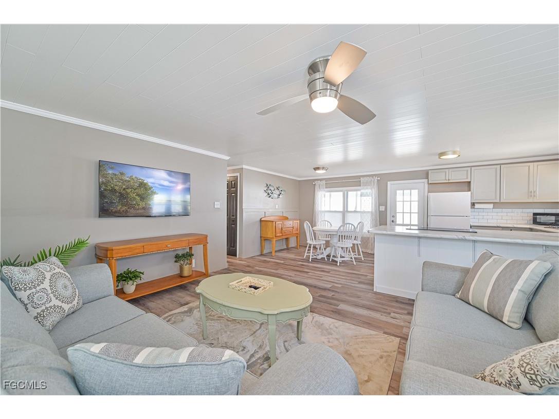 178 W Hampton Drive Fort Myers FL 33908 2025009207 image13