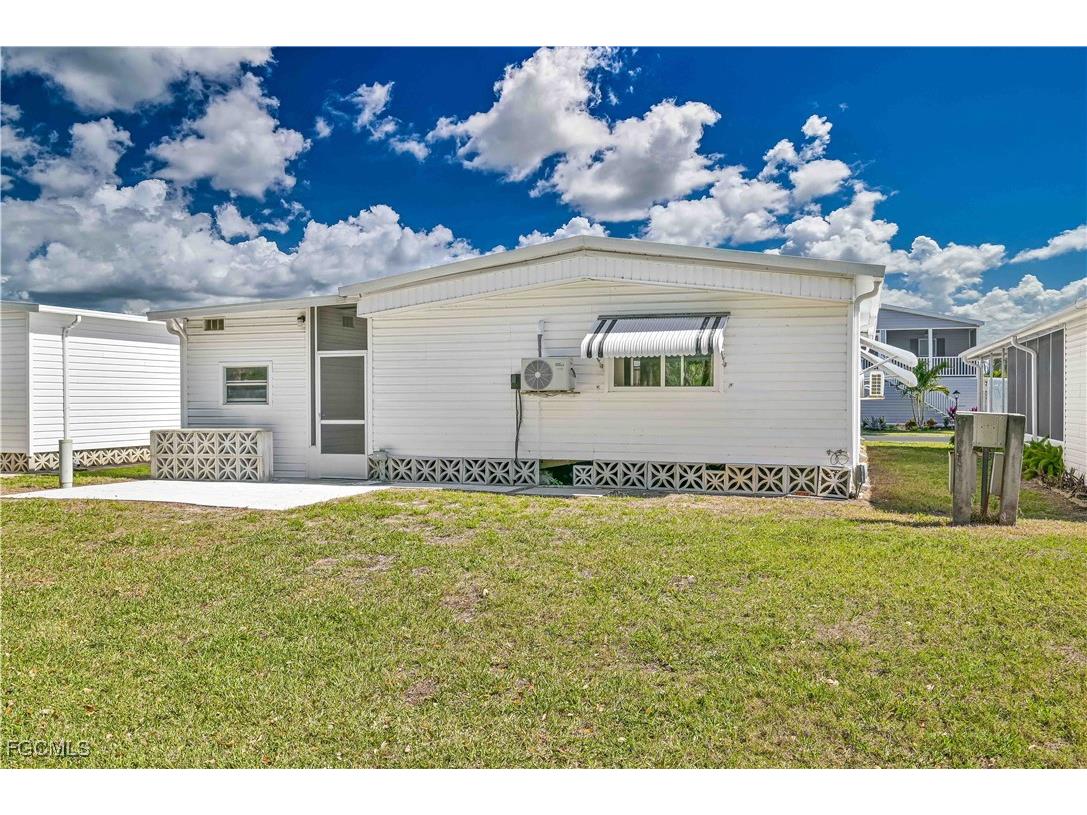 178 W Hampton Drive Fort Myers FL 33908 2025009207 image5