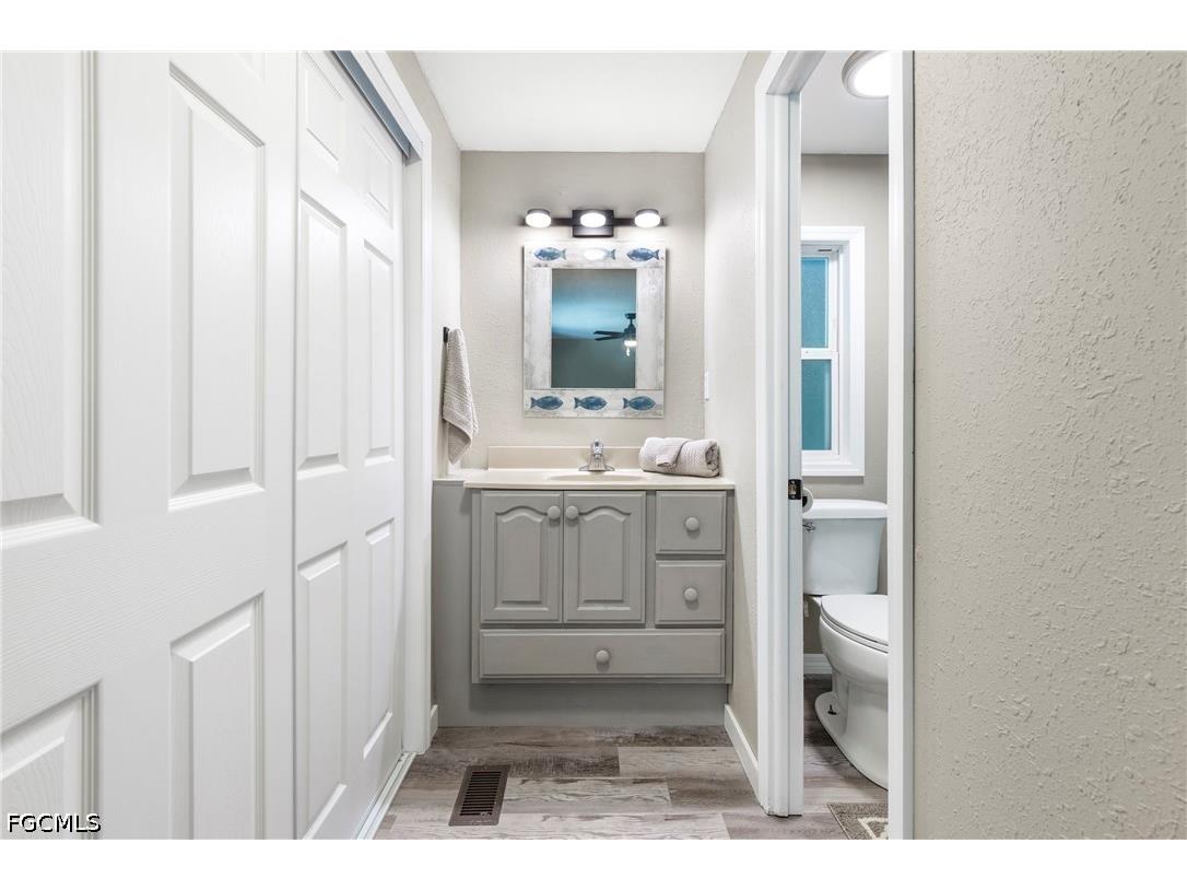 178 W Hampton Drive Fort Myers FL 33908 2026015660 image13