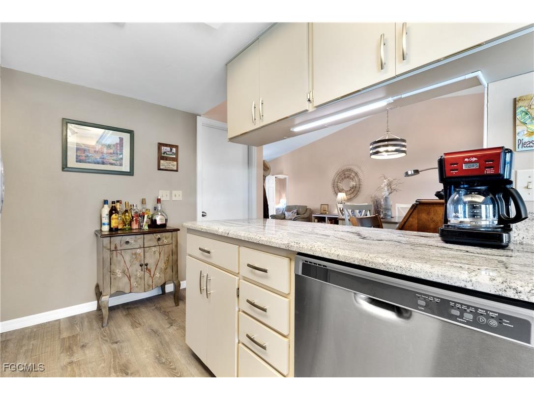 17808 Dracena Circle North Fort Myers FL 33917 2025009047 image9