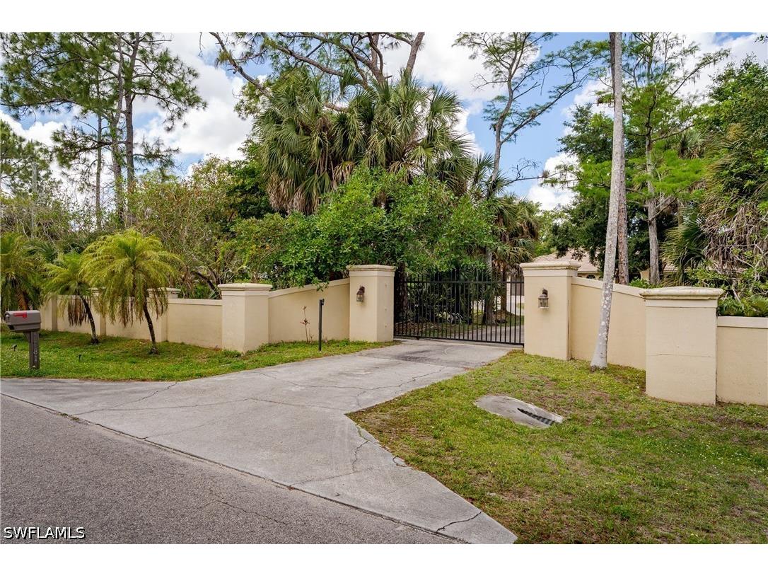 1781 21st Street SW Naples FL 34117 226017226 image1