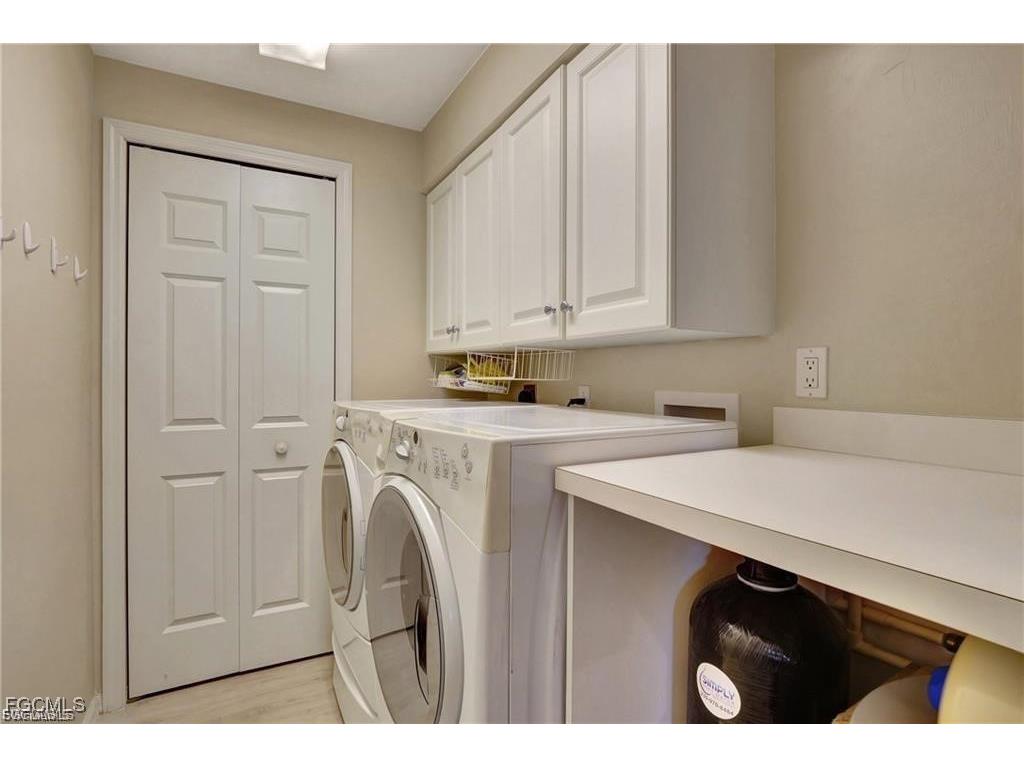 1781 Four Mile Cove Parkway #111 Cape Coral FL 33990 2025010428 image26