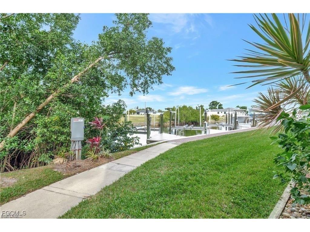 1781 Four Mile Cove Parkway #111 Cape Coral FL 33990 2025010428 image31