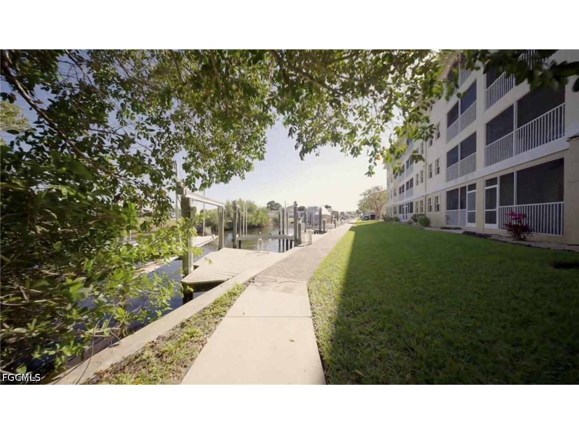 1781 Four Mile Cove Parkway #111 Cape Coral FL 33990 2026015449 image30