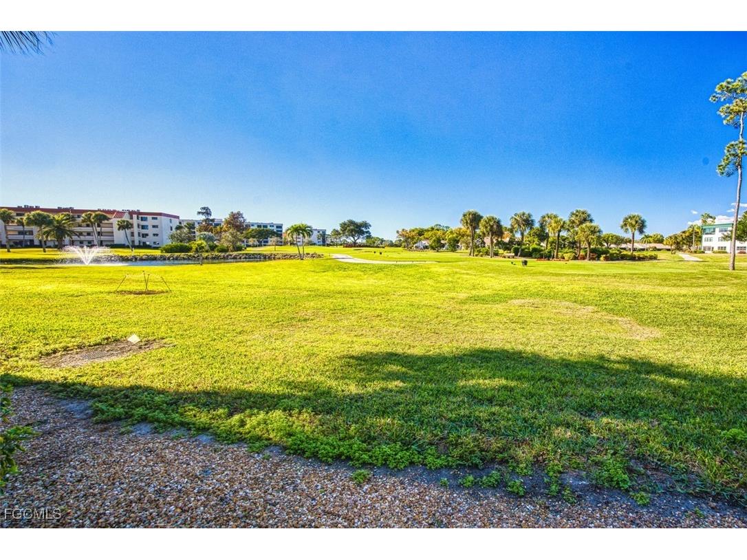 1781 Pebble Beach Drive #111 Fort Myers FL 33907 2026000627 image11