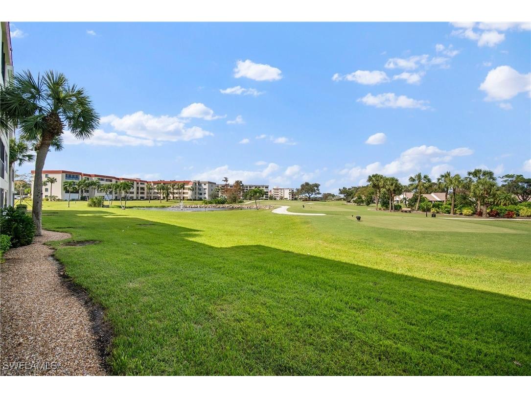 1781 Pebble Beach Drive #112 Fort Myers FL 33907 224081686 image1