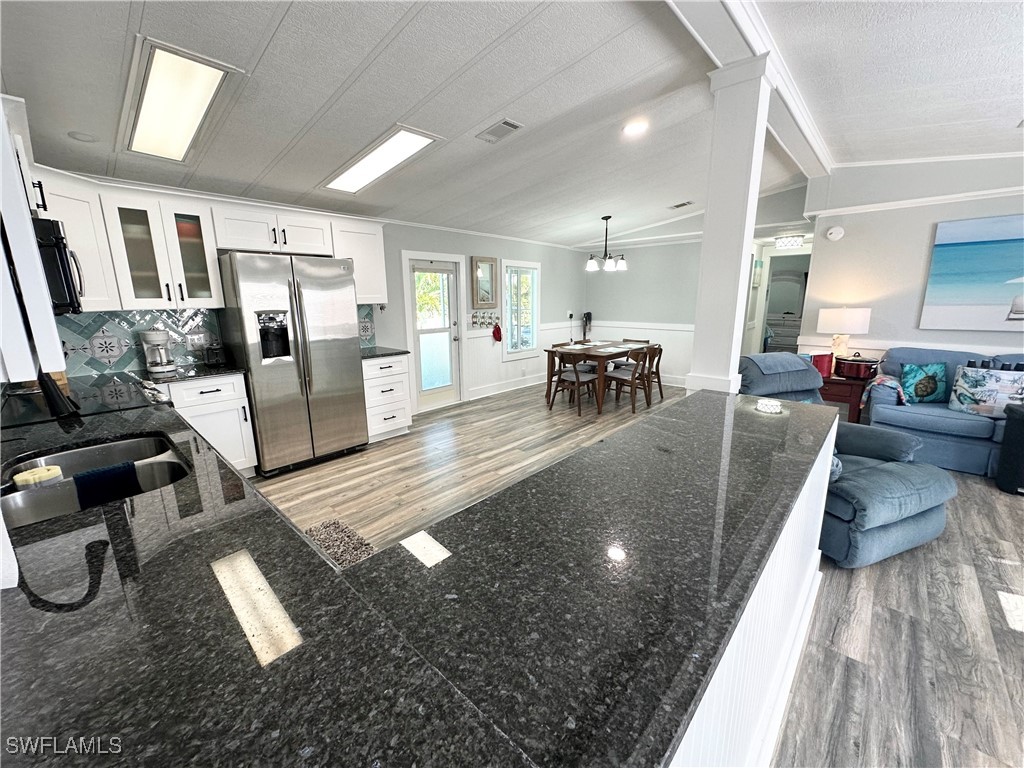 17810 Bryan Court Fort Myers Beach FL 33931 226002192 image10