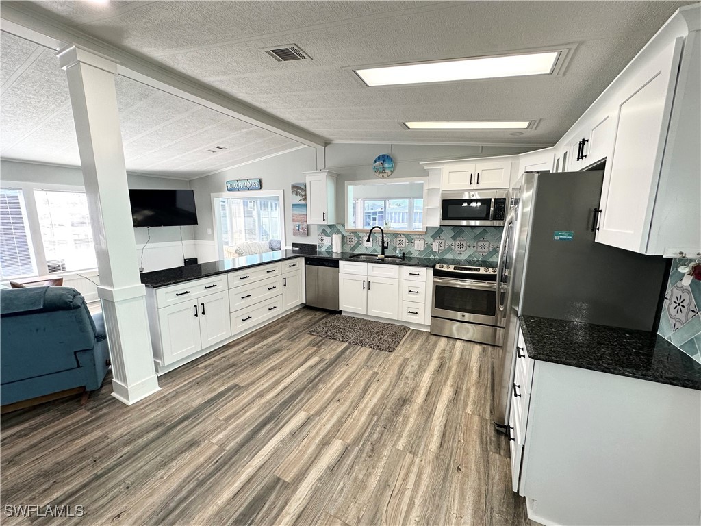 17810 Bryan Court Fort Myers Beach FL 33931 226002192 image9