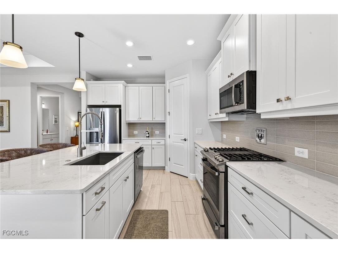 17827 Saddlebunch Ky Fort Myers FL 33908 2026005100 image16