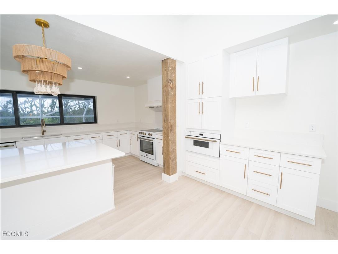 1784 Bunting Lane Sanibel FL 33957 2025021750 image10