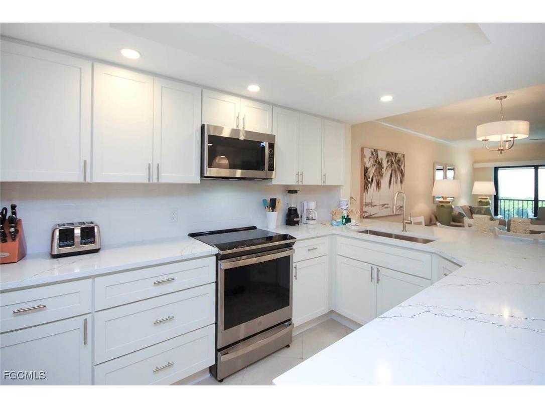 1785 Middle Gulf Drive #A102 Sanibel FL 33957 2026000245 image7