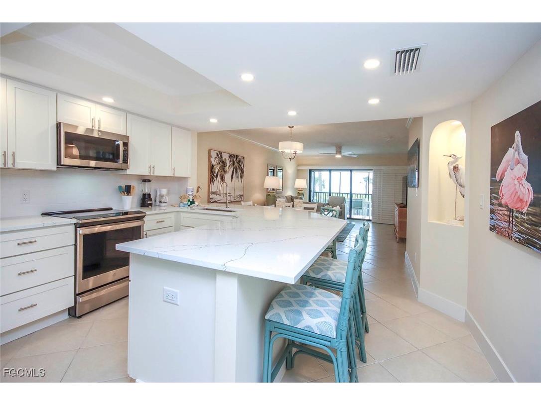 1785 Middle Gulf Drive #A102 Sanibel FL 33957 2026000245 image8