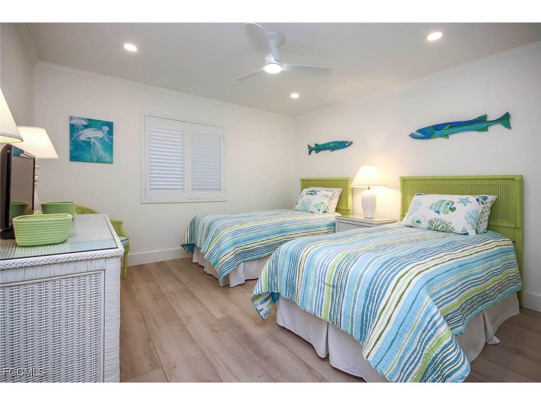 1785 Middle Gulf Drive #A103 Sanibel FL 33957 2025021963 image20