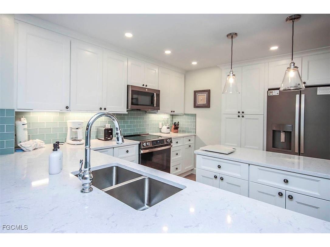 1785 Middle Gulf Drive #B303 Sanibel FL 33957 2025016192 image6