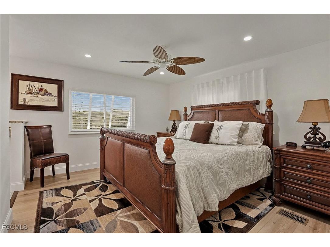 17850 Peppard Drive Fort Myers Beach FL 33931 2025024807 image18