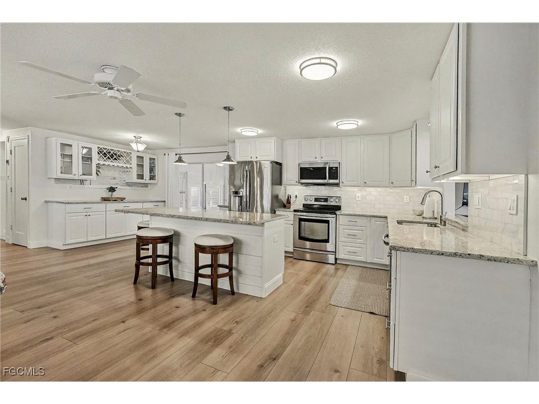 17850 Peppard Drive Fort Myers Beach FL 33931 2025024807 image6