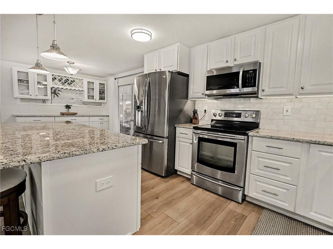 17850 Peppard Drive Fort Myers Beach FL 33931 2025024807 image8